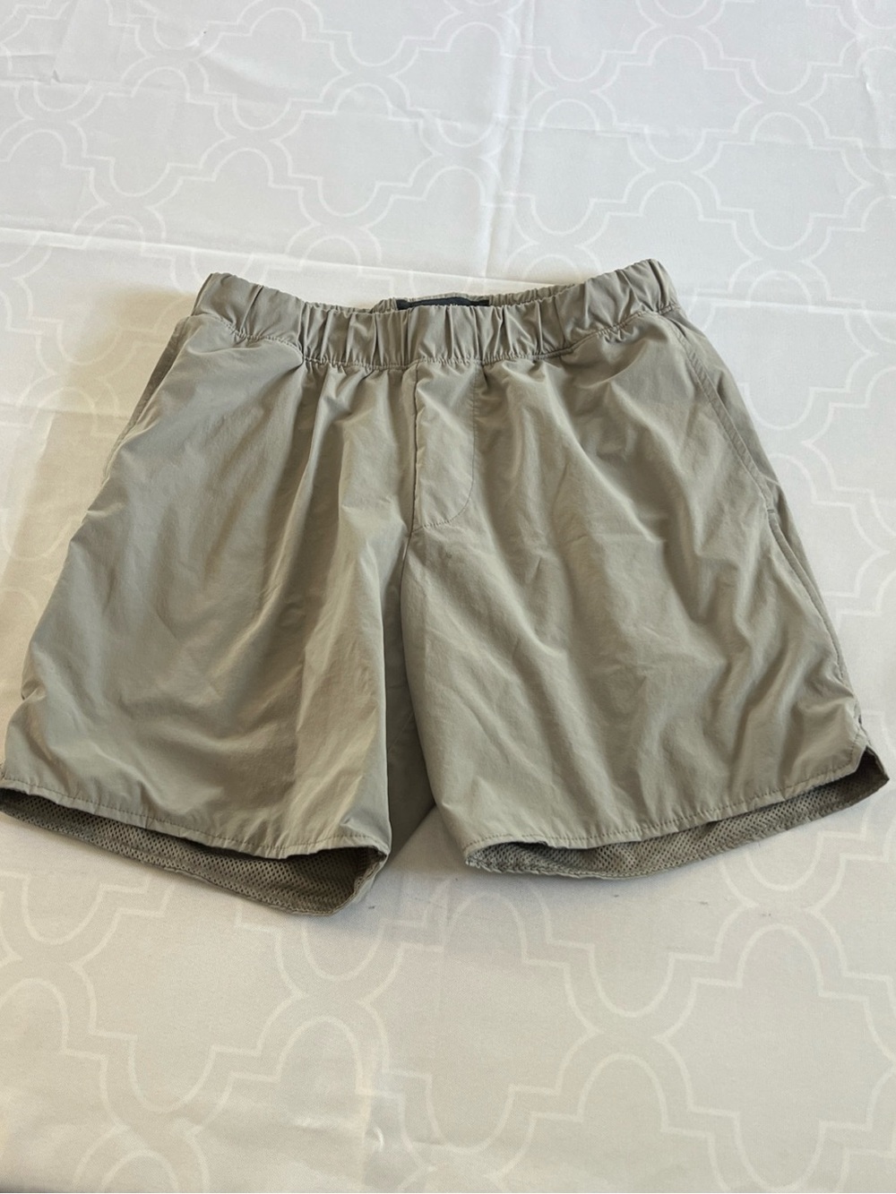Abercrombie & Fitch Men’s Nylon Lined Athletic Shorts Gray XS